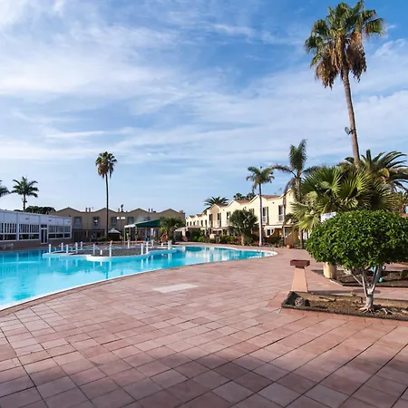 Appartamento Home2book Relaxing & Terrace In